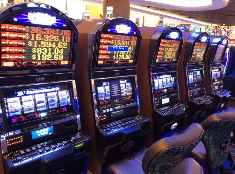 Payout table for Dice Game on qq188 login showing all sums from 2 to 12 with corresponding odds